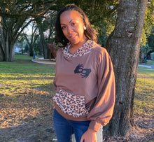 Load image into Gallery viewer, Leopard print Hoodie